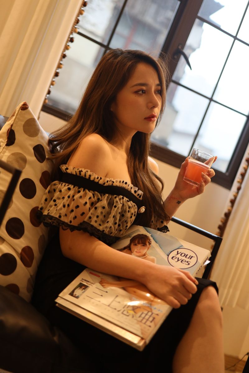 2893-鱼子酱Fish-秀人模特内购无水素材更新[207~239] - 第2页